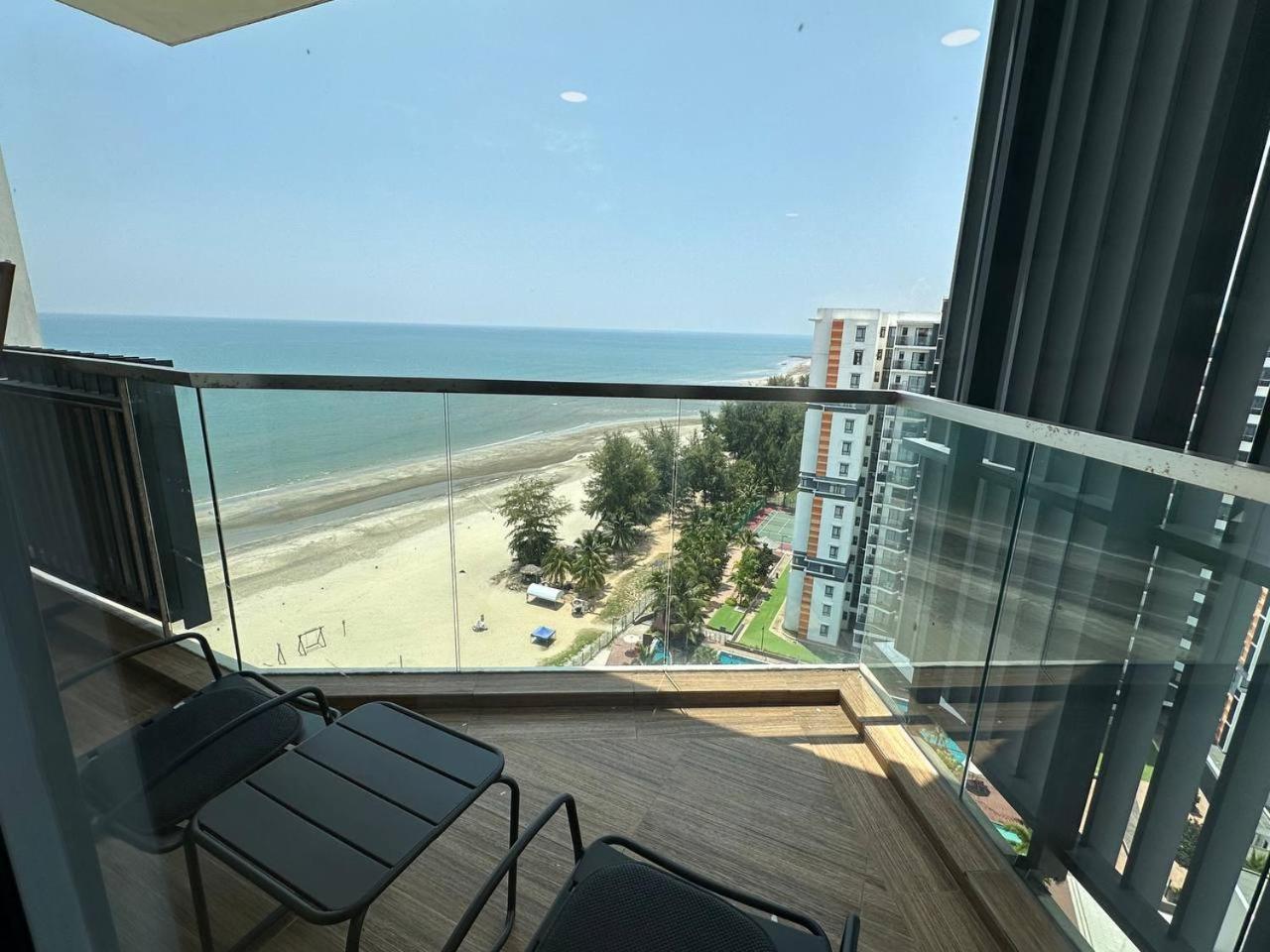 Hideaway@Timurbay Seafront Residence Kuantan Ngoại thất bức ảnh